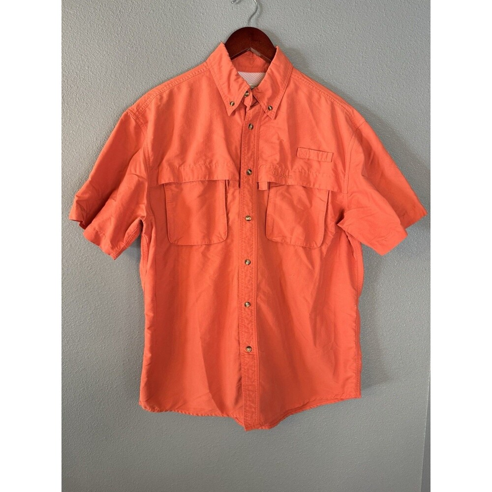 L.L. Bean Fishing Shirt Mens M Coral Vented Short Sleeve Button Down Nylon